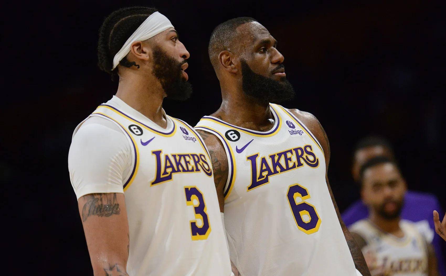 逼迫对手收 逼迫对手收